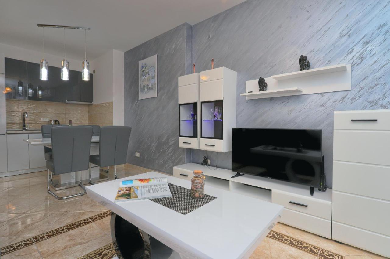Apartment Anatolia - Mina Bečići Luaran gambar