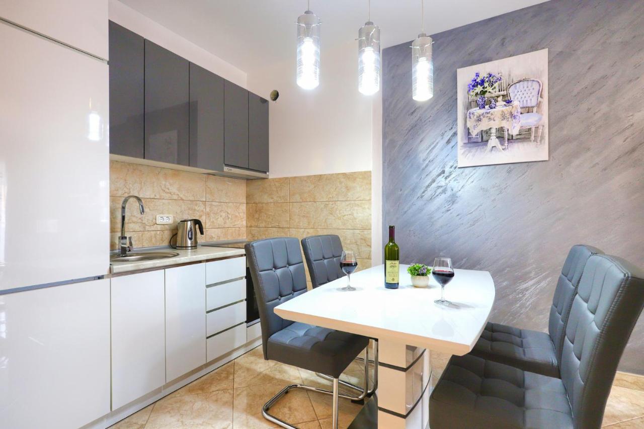 Apartment Anatolia - Mina Bečići Luaran gambar