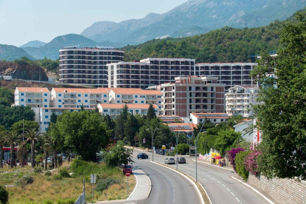 Apartment Anatolia - Mina Bečići Luaran gambar